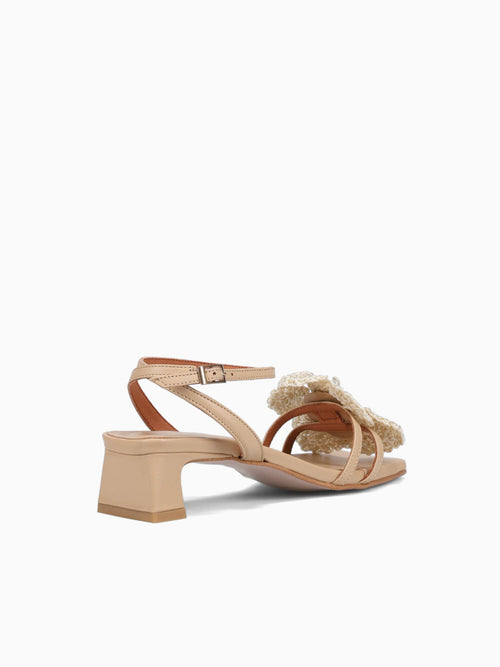 Amara Camello Next White / 5 / M