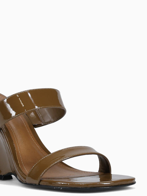 Selah Dried Olive Dark Green / 5 / M