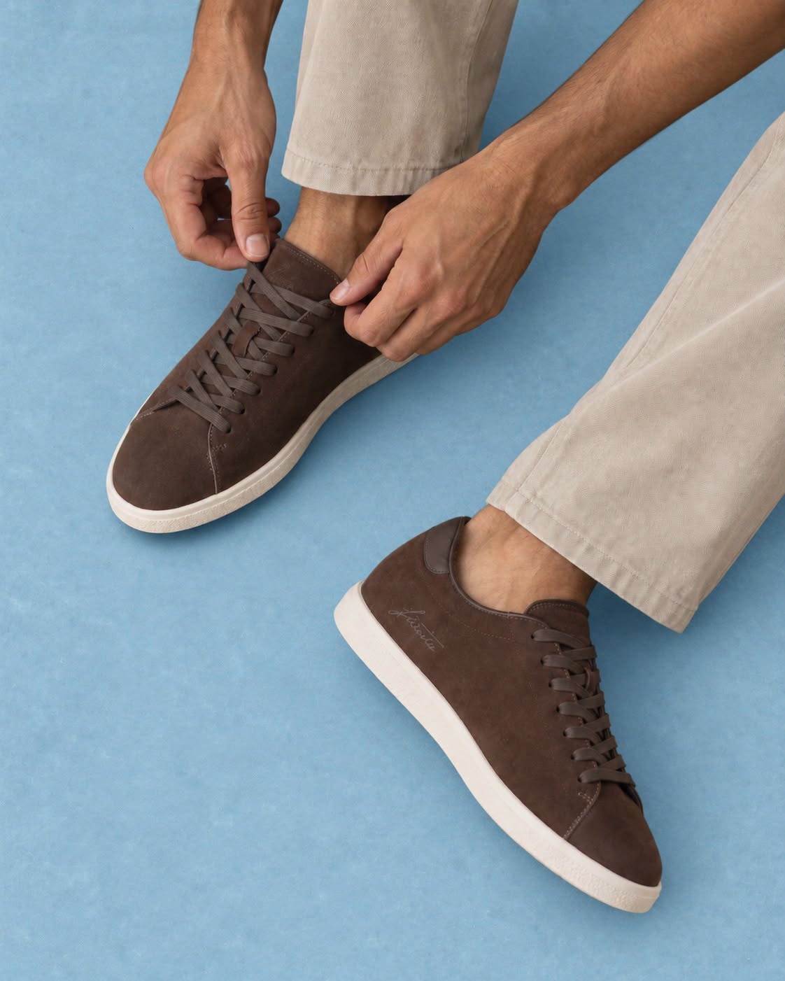 Linecourt Dk.brw Wht suede