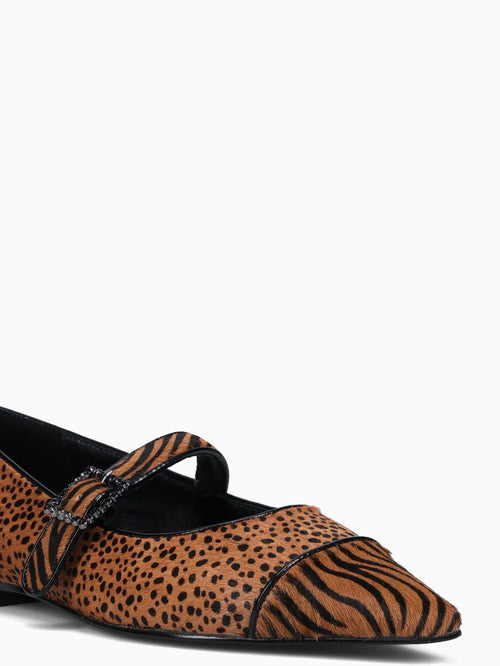 Sira Brown Haircalf Brown / 35 / M