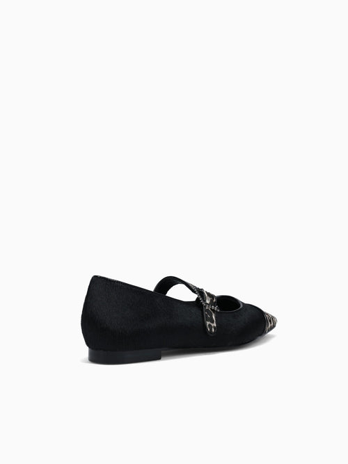 Sira Black Haircalf Black / 35 / M