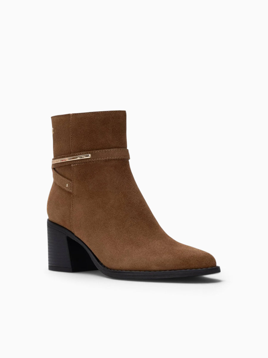 Carolann Camel Suede Tan / 5 / M