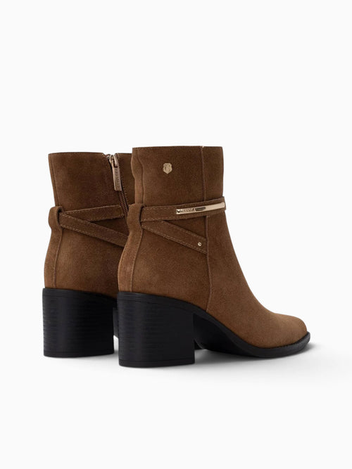 Carolann Camel Suede Tan / 5 / M