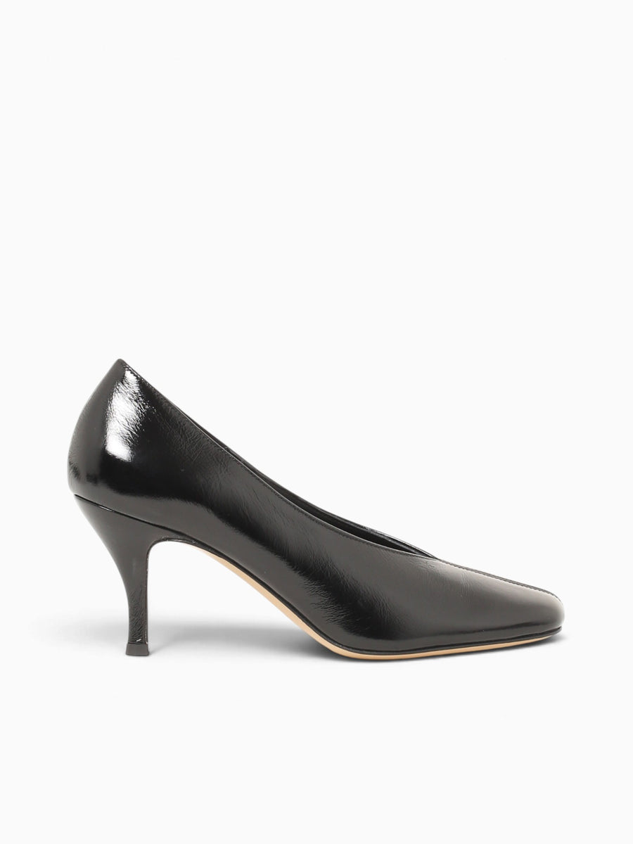 Aki 1 Nero Alias Black / 36 / M