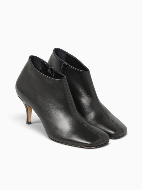 Aki 3 Nero Nappa Black / 36 / M