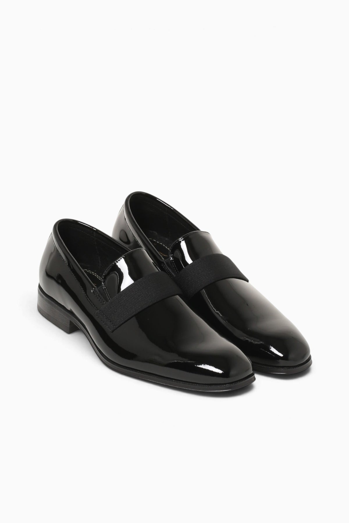 Tux Plain Toe Strap Black Patent Black / 7 / M