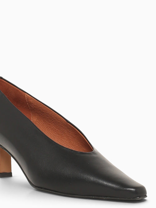 Ara Negro Volga Black / 5 / M