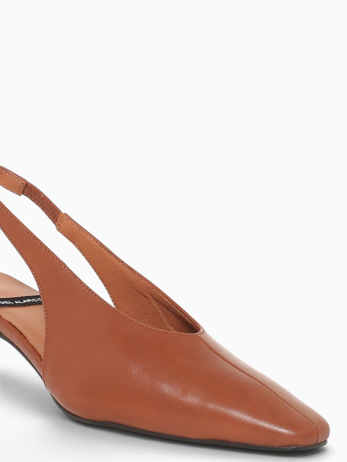 Arabella Cuero V Volga Tan / 5 / M