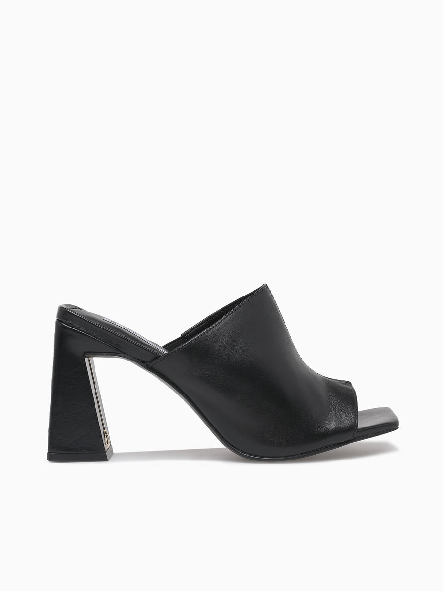 Joelle Preto Napa Black / 5 / M