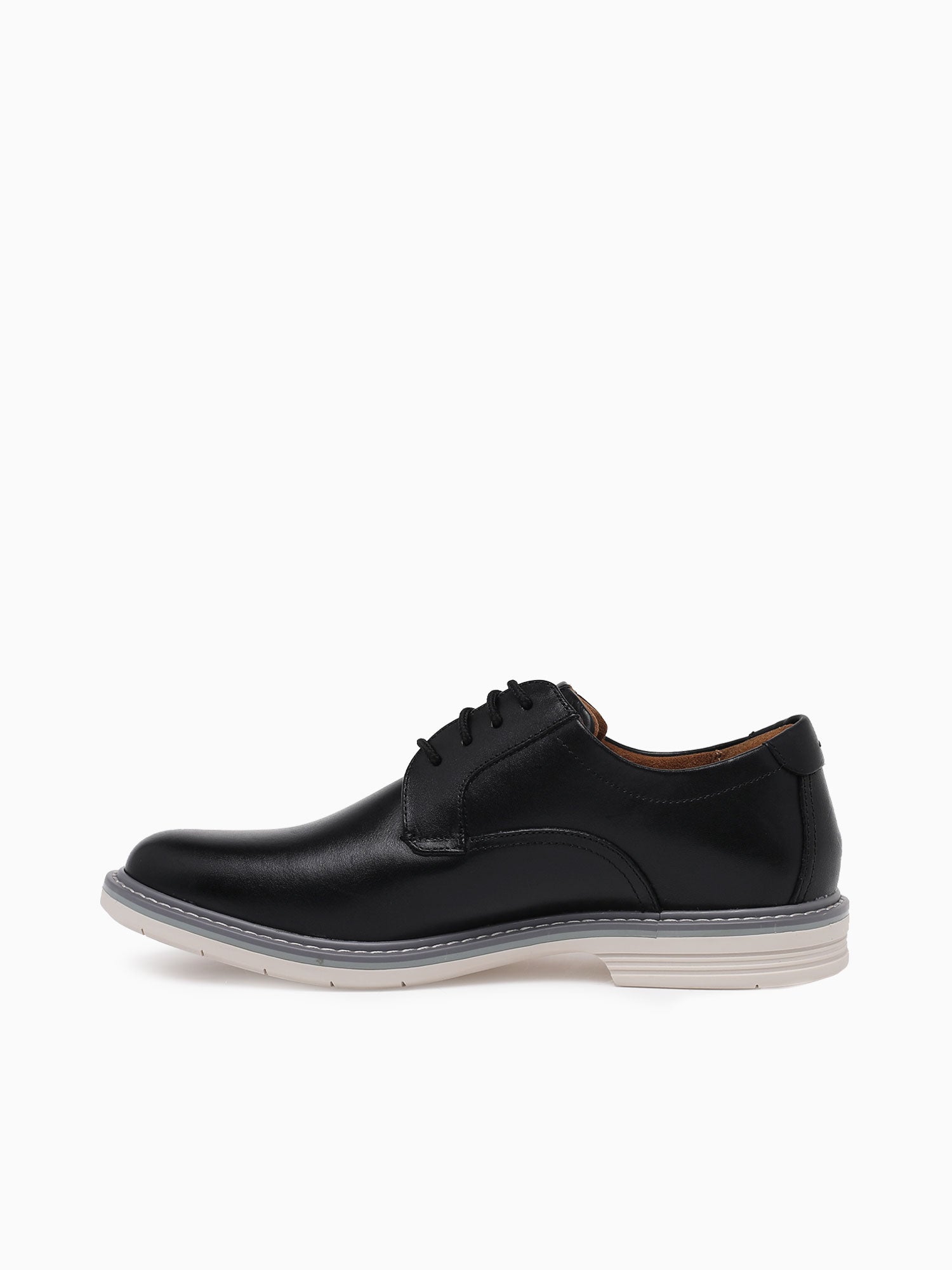 Norwalk Plain Toe Black Smooth Black / 7 / M